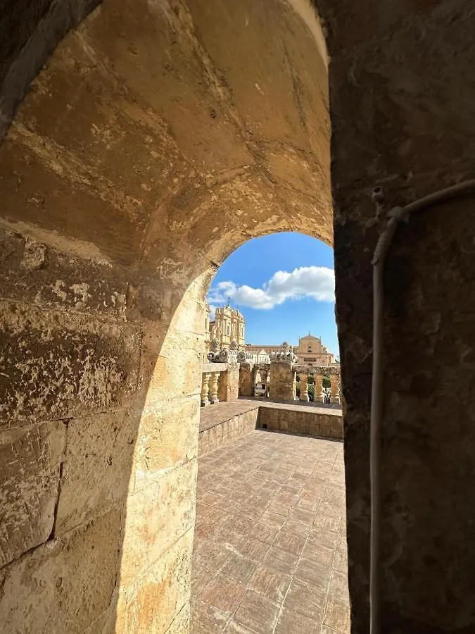 Tannur Del Carmine Villa Noto 0*,  Italy