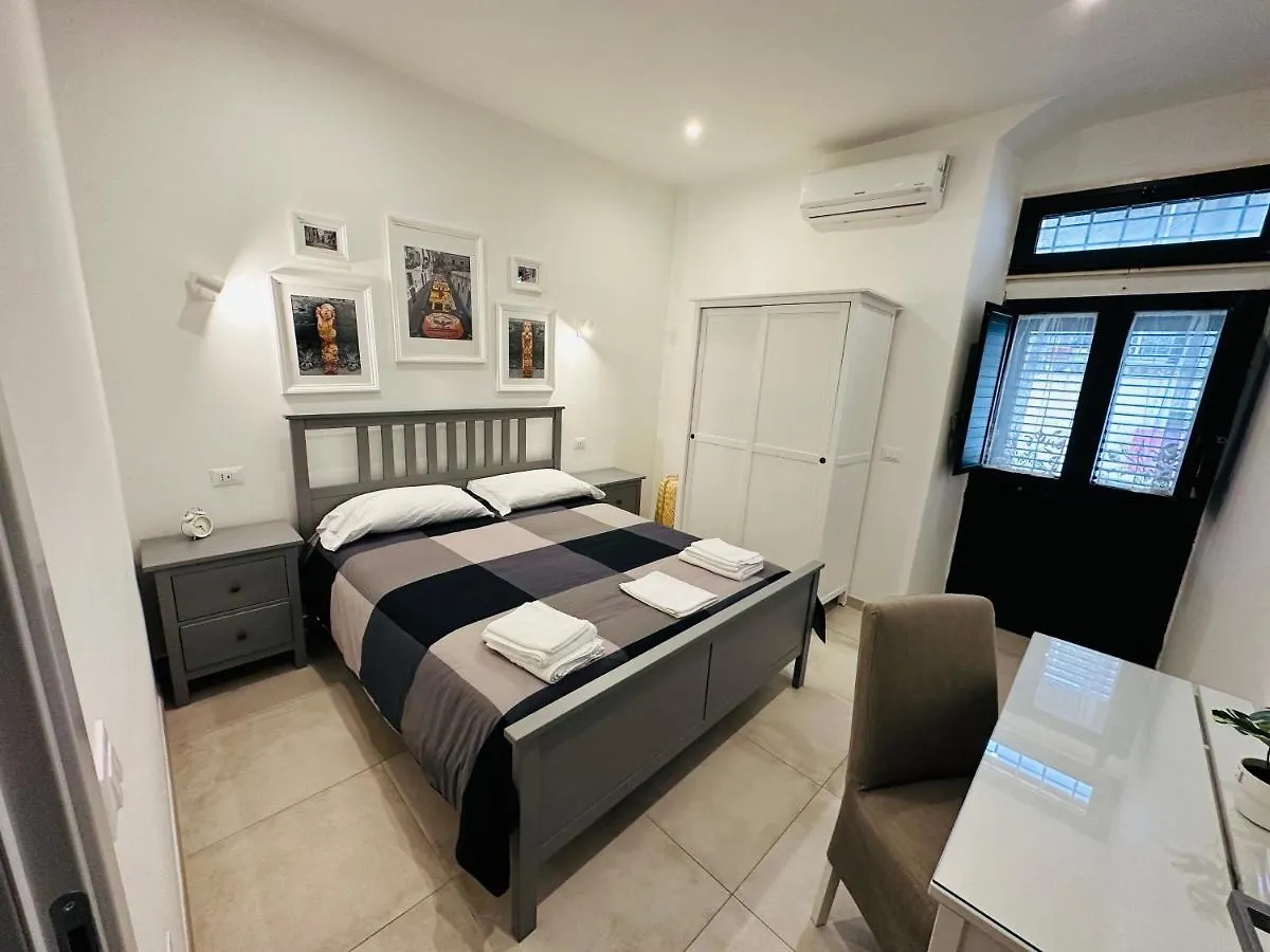 Tannur Del Carmine Villa Noto Italy